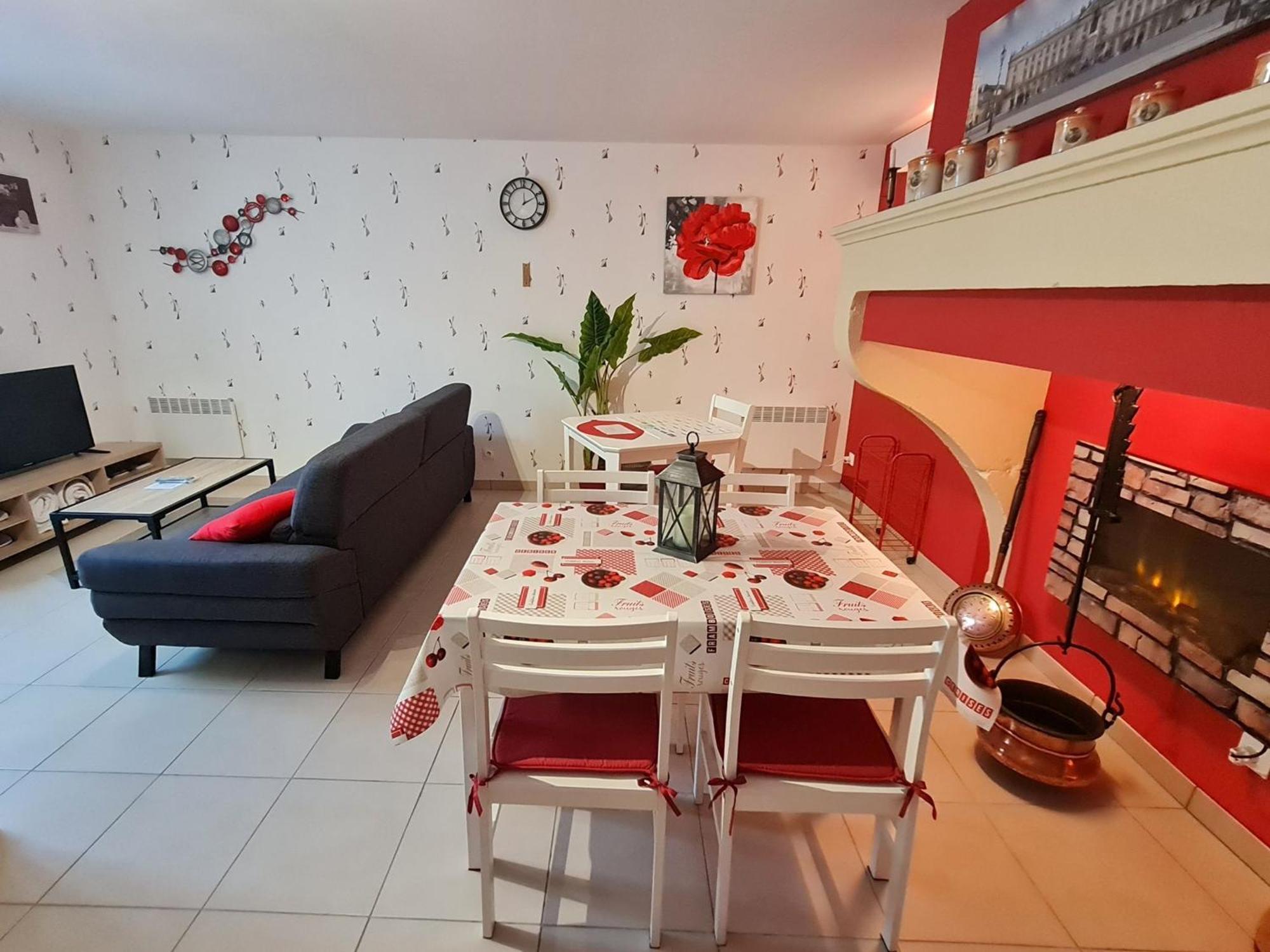 Gite Pour 2 Avec Parking, Cuisine Equipee Et Recharge Pour Vehicules Electriques Aux Portes De Nancy - Fr-1-584-119 Choloy Eksteriør bilde
